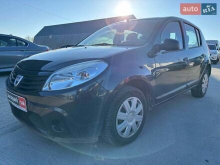 Дачія Sandero 2009 у Львові на Automoto.ua Сірий Дачія Sandero, об'ємом двигуна 1.2 л та пробігом 175 тис. км за 3690 $, фото 1 на Automoto.ua