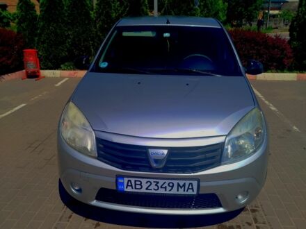 Дачія Sandero 2009 у Вінниці на Automoto.ua Сірий Дачія Sandero, об'ємом двигуна 1.4 л та пробігом 170 тис. км за 3500 $, фото 1 на Automoto.ua