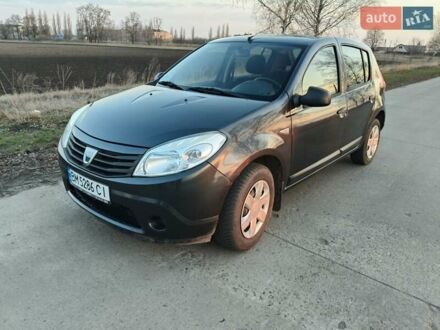 Дачія Sandero 2009 у Сумах на Automoto.ua Сірий Дачія Sandero, об'ємом двигуна 1.39 л та пробігом 165 тис. км за 4500 $, фото 1 на Automoto.ua