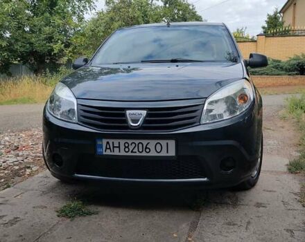Сірий Дачія Sandero, об'ємом двигуна 1.4 л та пробігом 200 тис. км за 5300 $, фото 1 на Automoto.ua
