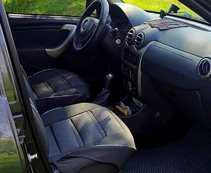 Серый Дачия Сандеро, объемом двигателя 1.6 л и пробегом 176 тыс. км за 6800 $, фото 1 на Automoto.ua