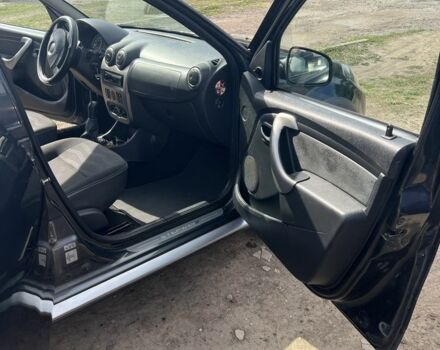 Сірий Дачія Sandero, об'ємом двигуна 1.6 л та пробігом 131 тис. км за 6400 $, фото 1 на Automoto.ua