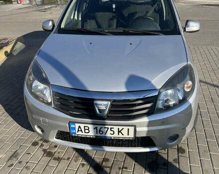 Сірий Дачія Sandero, об'ємом двигуна 1.15 л та пробігом 171 тис. км за 3700 $, фото 1 на Automoto.ua