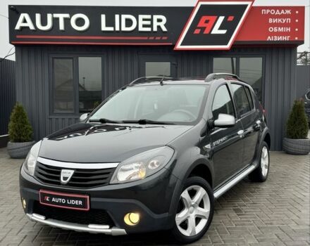 Серый Дачия Сандеро, объемом двигателя 1.6 л и пробегом 227 тыс. км за 7200 $, фото 1 на Automoto.ua