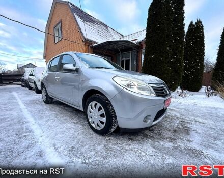 Серый Дачия Сандеро, объемом двигателя 1.4 л и пробегом 185 тыс. км за 4999 $, фото 1 на Automoto.ua