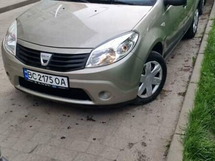 Серый Дачия Сандеро, объемом двигателя 1.4 л и пробегом 258 тыс. км за 4250 $, фото 1 на Automoto.ua