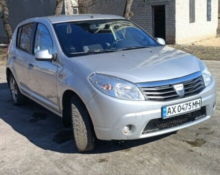 Серый Дачия Сандеро, объемом двигателя 1.6 л и пробегом 140 тыс. км за 6300 $, фото 1 на Automoto.ua
