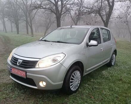 Серый Дачия Сандеро, объемом двигателя 1.2 л и пробегом 193 тыс. км за 5199 $, фото 1 на Automoto.ua
