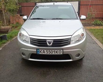 Сірий Дачія Sandero, об'ємом двигуна 1.5 л та пробігом 235 тис. км за 4900 $, фото 1 на Automoto.ua