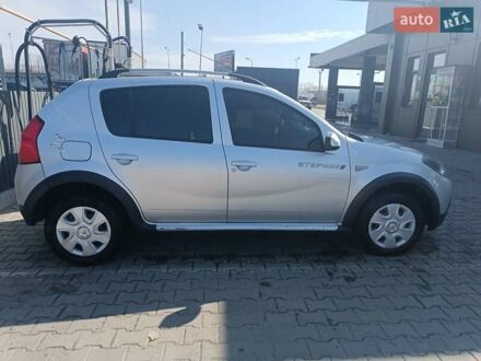 Сірий Дачія Sandero, об'ємом двигуна 1.6 л та пробігом 228 тис. км за 6000 $, фото 1 на Automoto.ua