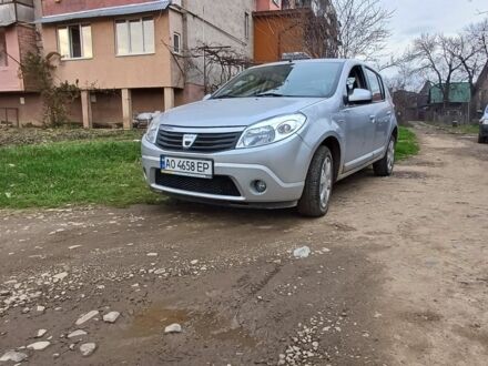 Сірий Дачія Sandero, об'ємом двигуна 1 л та пробігом 99 тис. км за 4950 $, фото 1 на Automoto.ua