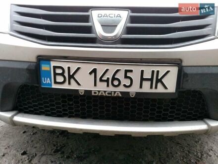 Сірий Дачія Sandero, об'ємом двигуна 1.6 л та пробігом 156 тис. км за 8000 $, фото 1 на Automoto.ua