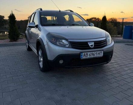 Сірий Дачія Sandero, об'ємом двигуна 1.6 л та пробігом 240 тис. км за 5900 $, фото 1 на Automoto.ua