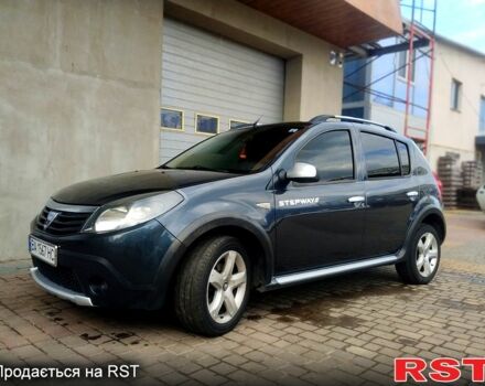 Серый Дачия Сандеро, объемом двигателя 1.6 л и пробегом 240 тыс. км за 6500 $, фото 1 на Automoto.ua
