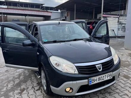 Сірий Дачія Sandero, об'ємом двигуна 1.15 л та пробігом 197 тис. км за 4700 $, фото 1 на Automoto.ua