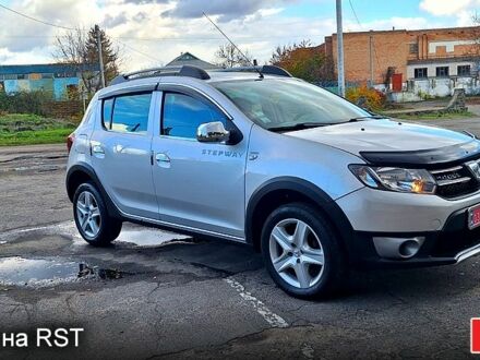 Дачия Сандеро 2013 в Новоархангельске на Automoto.ua Серый Дачия Сандеро, объемом двигателя 1.5 л и пробегом 191 тыс. км за 8500 $, фото 1 на Automoto.ua