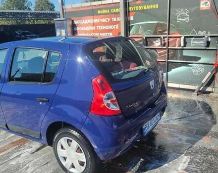 Синий Дачия Сандеро, объемом двигателя 1.4 л и пробегом 236 тыс. км за 3900 $, фото 4 на Automoto.ua