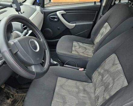 Синій Дачія Sandero, об'ємом двигуна 1.4 л та пробігом 171 тис. км за 4500 $, фото 7 на Automoto.ua