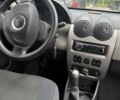 Синий Дачия Сандеро, объемом двигателя 1.4 л и пробегом 239 тыс. км за 4600 $, фото 7 на Automoto.ua