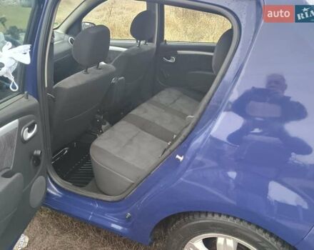 Синий Дачия Сандеро, объемом двигателя 1.39 л и пробегом 217 тыс. км за 5300 $, фото 9 на Automoto.ua