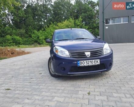 Синий Дачия Сандеро, объемом двигателя 1.4 л и пробегом 146 тыс. км за 4600 $, фото 2 на Automoto.ua