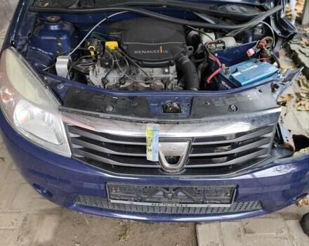 Синий Дачия Сандеро, объемом двигателя 1.4 л и пробегом 147 тыс. км за 1900 $, фото 4 на Automoto.ua