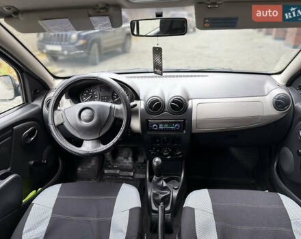 Синий Дачия Сандеро, объемом двигателя 1.4 л и пробегом 236 тыс. км за 3999 $, фото 8 на Automoto.ua