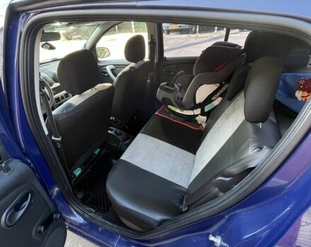 Синий Дачия Сандеро, объемом двигателя 1.2 л и пробегом 204 тыс. км за 4750 $, фото 4 на Automoto.ua