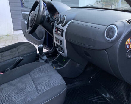 Синій Дачія Sandero, об'ємом двигуна 1.39 л та пробігом 315 тис. км за 2850 $, фото 14 на Automoto.ua