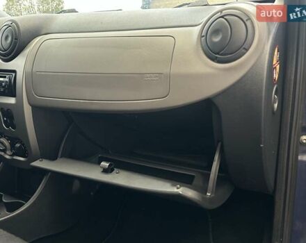 Синий Дачия Сандеро, объемом двигателя 1.4 л и пробегом 201 тыс. км за 4550 $, фото 32 на Automoto.ua