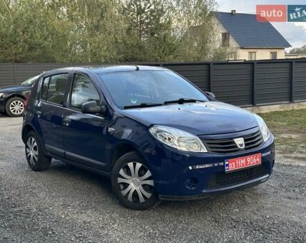 Синий Дачия Сандеро, объемом двигателя 1.4 л и пробегом 201 тыс. км за 4550 $, фото 2 на Automoto.ua
