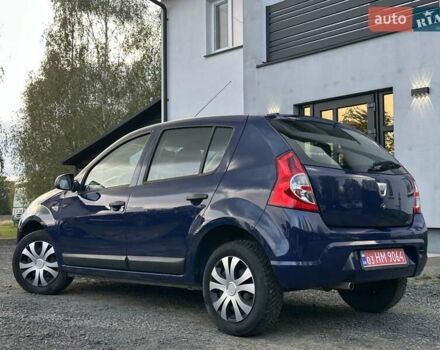 Синий Дачия Сандеро, объемом двигателя 1.4 л и пробегом 201 тыс. км за 4550 $, фото 4 на Automoto.ua