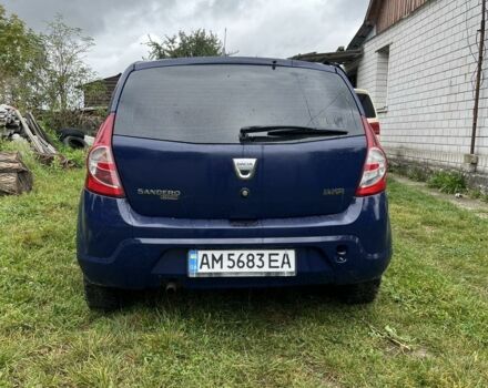 Синій Дачія Sandero, об'ємом двигуна 1.4 л та пробігом 220 тис. км за 1900 $, фото 2 на Automoto.ua
