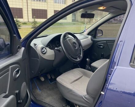 Синий Дачия Сандеро, объемом двигателя 1.4 л и пробегом 219 тыс. км за 4800 $, фото 6 на Automoto.ua