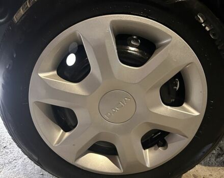 Синій Дачія Sandero, об'ємом двигуна 1.4 л та пробігом 226 тис. км за 4700 $, фото 5 на Automoto.ua