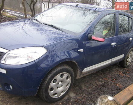 Синий Дачия Сандеро, объемом двигателя 1.4 л и пробегом 227 тыс. км за 3800 $, фото 3 на Automoto.ua