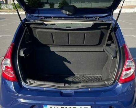 Синій Дачія Sandero, об'ємом двигуна 1.2 л та пробігом 146 тис. км за 4500 $, фото 10 на Automoto.ua
