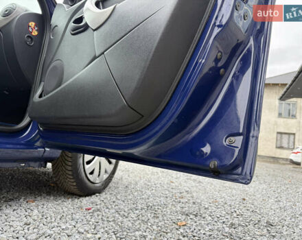 Синий Дачия Сандеро, объемом двигателя 1.2 л и пробегом 140 тыс. км за 4499 $, фото 119 на Automoto.ua