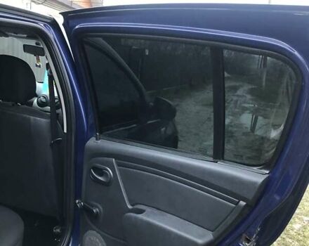 Синий Дачия Сандеро, объемом двигателя 1.4 л и пробегом 124 тыс. км за 4700 $, фото 4 на Automoto.ua