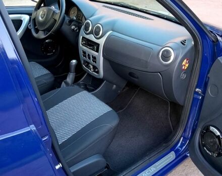 Синій Дачія Sandero, об'ємом двигуна 1.4 л та пробігом 170 тис. км за 4699 $, фото 6 на Automoto.ua