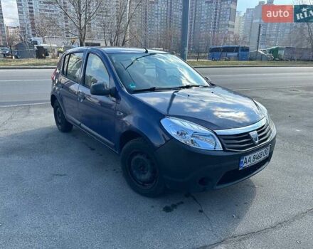 Синий Дачия Сандеро, объемом двигателя 1.4 л и пробегом 345 тыс. км за 2700 $, фото 2 на Automoto.ua