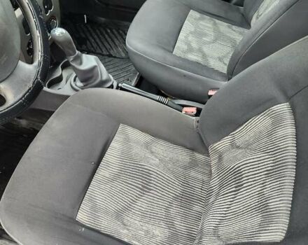 Синий Дачия Сандеро, объемом двигателя 1.4 л и пробегом 319 тыс. км за 2500 $, фото 12 на Automoto.ua