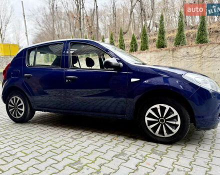 Синий Дачия Сандеро, объемом двигателя 1.4 л и пробегом 236 тыс. км за 3999 $, фото 2 на Automoto.ua