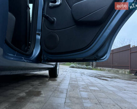 Синий Дачия Сандеро, объемом двигателя 1.6 л и пробегом 200 тыс. км за 5700 $, фото 22 на Automoto.ua