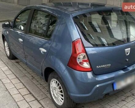 Синий Дачия Сандеро, объемом двигателя 1.6 л и пробегом 135 тыс. км за 5500 $, фото 3 на Automoto.ua