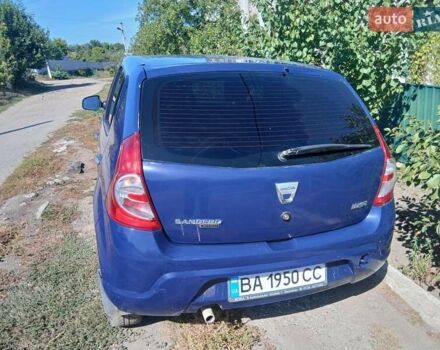 Синий Дачия Сандеро, объемом двигателя 1.39 л и пробегом 225 тыс. км за 5300 $, фото 4 на Automoto.ua