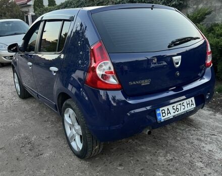 Дачія Sandero 2009 у Александрие на Automoto.ua Синій Дачія Sandero, об'ємом двигуна 1.4 л та пробігом 204 тис. км за 4600 $, фото 2 на Automoto.ua