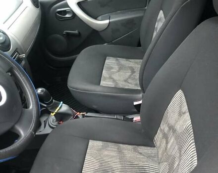 Синий Дачия Сандеро, объемом двигателя 1.4 л и пробегом 124 тыс. км за 4700 $, фото 3 на Automoto.ua