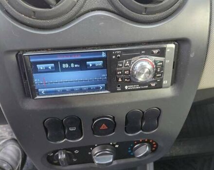 Синий Дачия Сандеро, объемом двигателя 1.39 л и пробегом 152 тыс. км за 4300 $, фото 8 на Automoto.ua