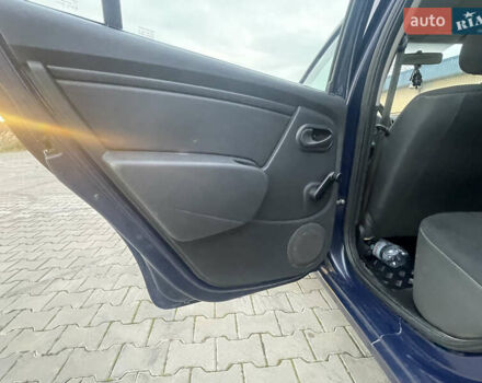 Синий Дачия Сандеро, объемом двигателя 1.2 л и пробегом 173 тыс. км за 3700 $, фото 19 на Automoto.ua